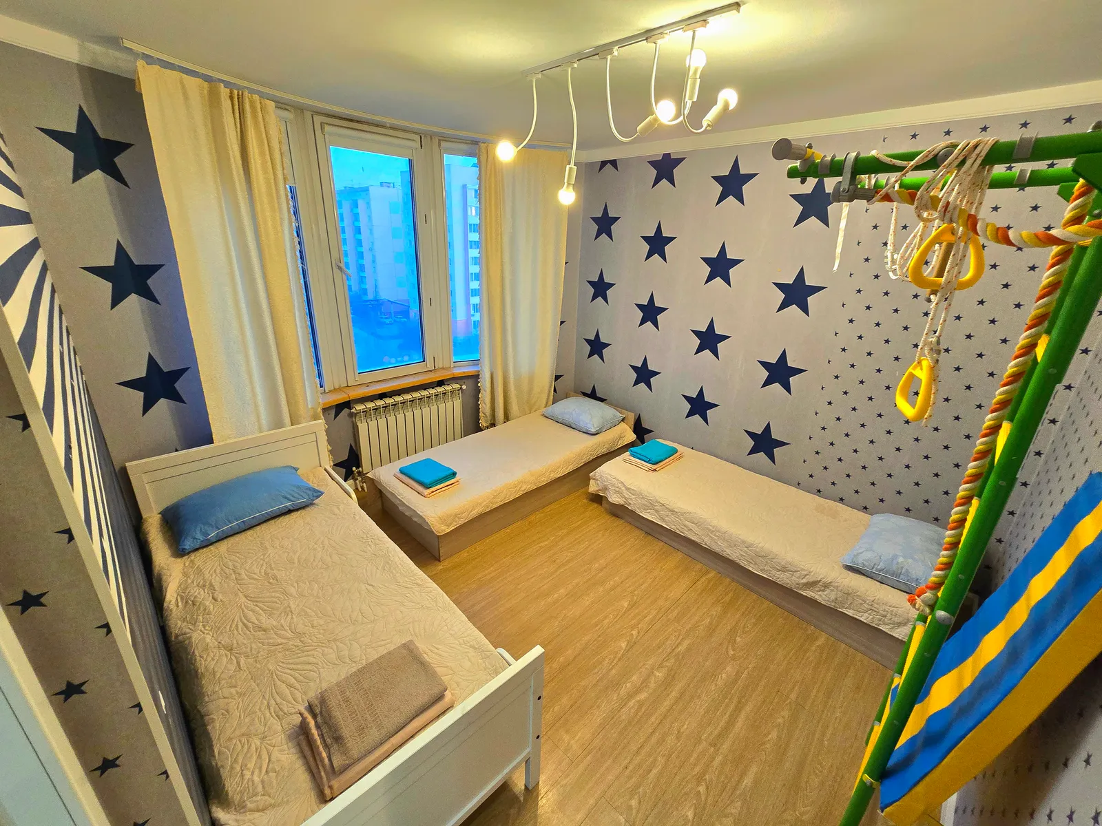 2-комнатная квартира на ул. Тургенева, 10, Якутск